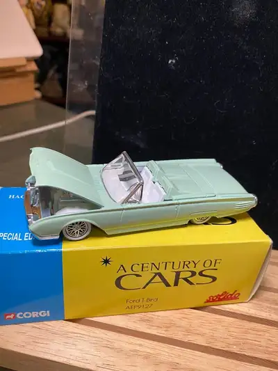 FORD T BIRD AEP4837 solido sa 1:43 corgi SP Edition a century of cars BNIB For sale in Vancouver, BC...