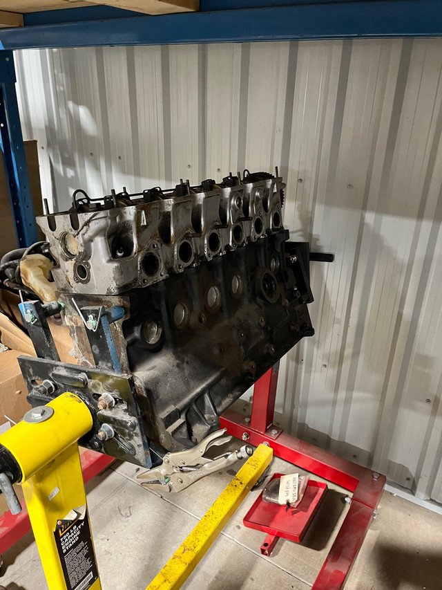 M20b25 short block disassembled in Engine & Engine Parts in Cambridge - Image 2