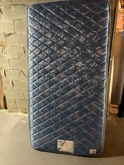 Single bed, View more