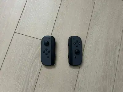 Joycons Nintendo Switch Original, View more