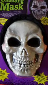 Grim Reaper Bleeding Skull Mask Adult Halloween Costume