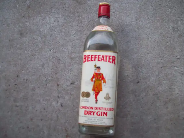 1 Glass Bottle, Beefeater Dry Gin, 40 Ounces, Vintage