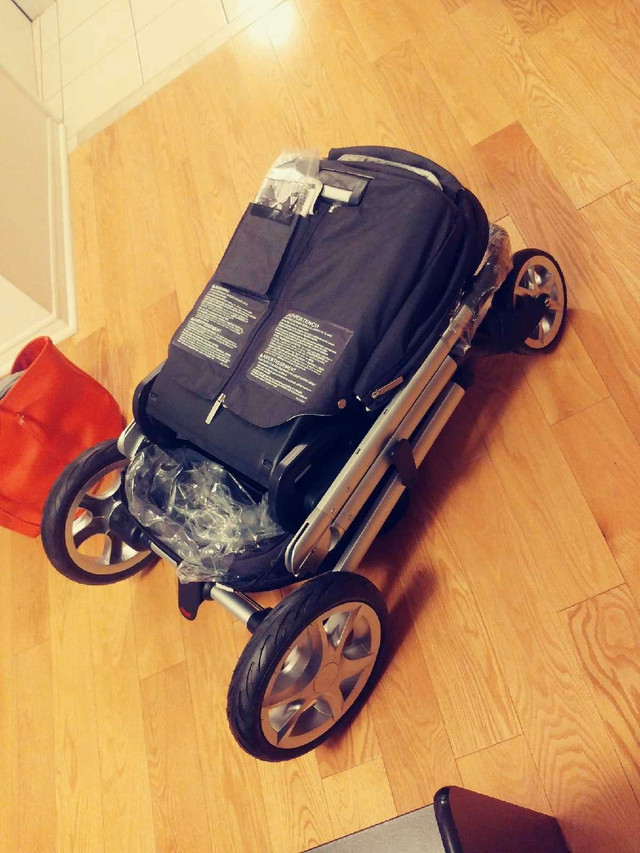 Nuna stroller in Strollers, Carriers & Car Seats in Markham / York Region - Image 4