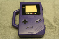 Vintage Nintendo GAMEBOY COLOR Carry Case in Grape Purple.
