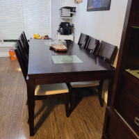 Solid wood table (with extension) and 6 chairs 