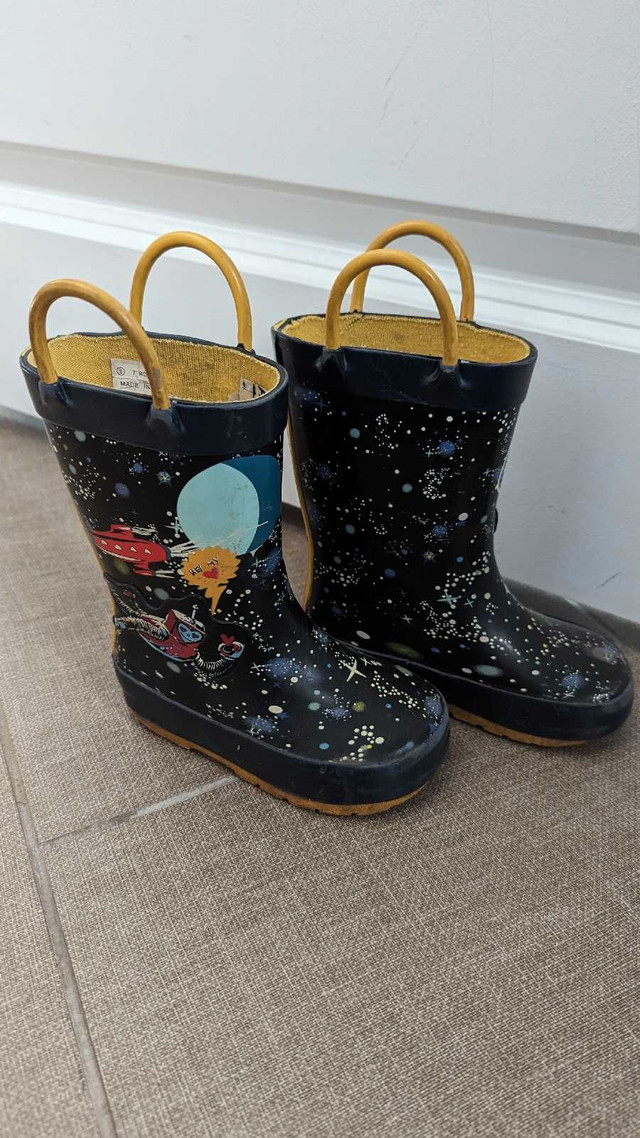 Toddler Size 5 Rain Boots in Clothing - 18-24 Months in Edmonton