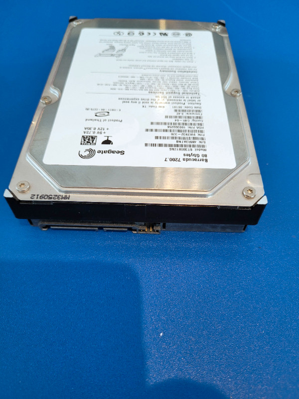 Disque Dur Sata Seagate Barracuda 7200 80GB dans Composants de système  à Laval/Rive Nord