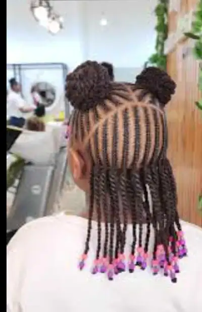 Room for Rent! Get your  braids done!