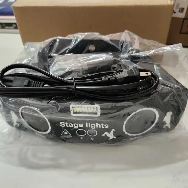 Pattern Party Lights, AMKI 5 Len 3 in 1 DJ Disco Light Strobe Li in Performance & DJ Equipment in Laval / North Shore - Image 3