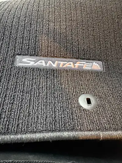 These are “like new” Hyundai Santa Fe floor mats, designed to protect your vehicle's interior while...