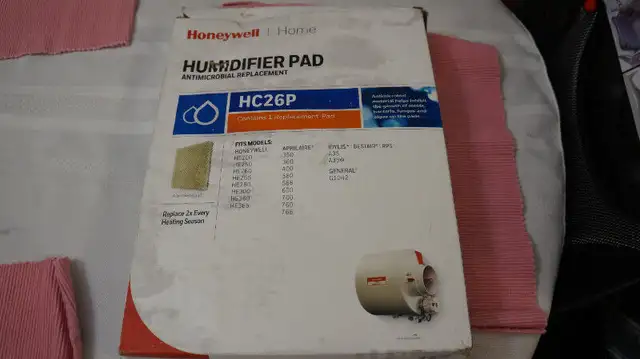 HONEYWELL HUMIDIFIER PAD in Heaters, Humidifiers & Dehumidifiers in Norfolk County - Image 3