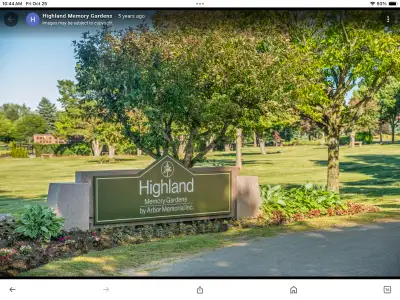 - Plots and extras can be sold together or separately - All serious offers considered Details: * 2 s...