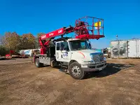 2016 L60R Elliot crane truck