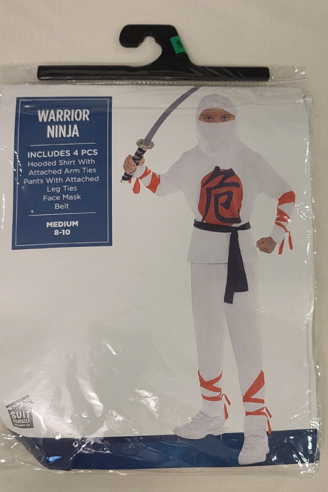 Warrior Ninja Costume - Child Size Medium 8-10 in Costumes in Mississauga / Peel Region