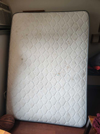 Double mattress unknown brand