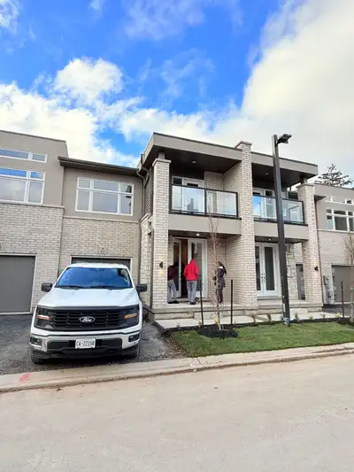 House for Rent – Niagara (Dorchester Road) New Centennial Homes – Built in 2025 We have a brand new...