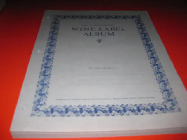 CADRE DE 18 ÉTIQUETTES DE VIN - WINES OF NAPA VALLEY - SÉRIE 1 in Arts & Collectibles in Laval / North Shore - Image 9