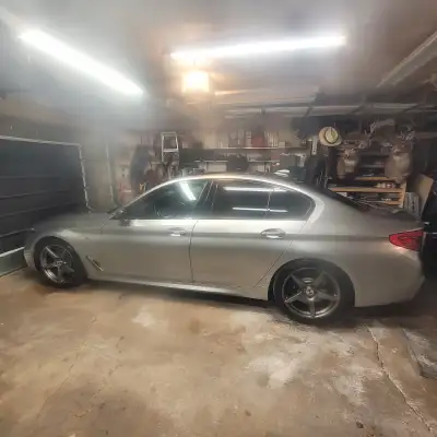 This mint condition with a V8 with twin turbos. 138,000Km original owner. Two sets of rims. The fact...