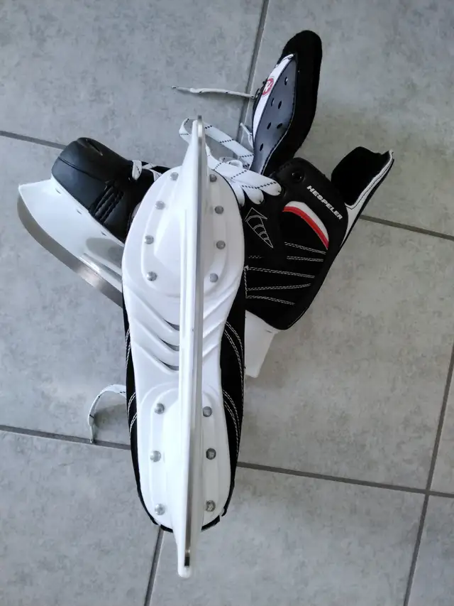 Skates Size 12 in Skates & Blades in Kitchener / Waterloo - Image 4