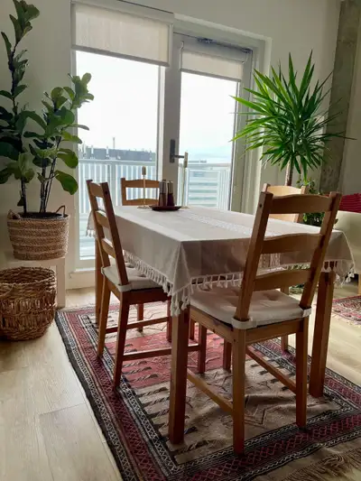 Barely Used Dining Set – Table, 4 Chairs & 4 Chair Pads (Great Condition) already assembled – ready...
