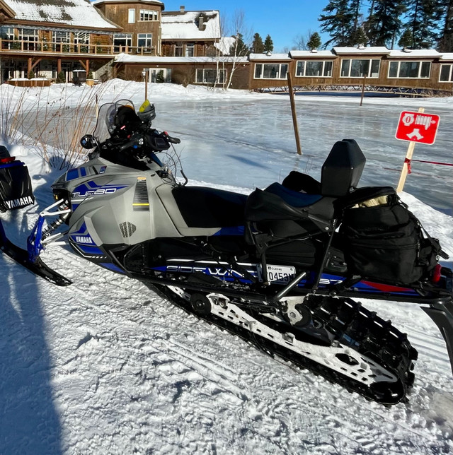 Yamaha sidewinder STX 2018 pratiquement neuf dans Motoneiges  à Ville de Montréal - Image 2