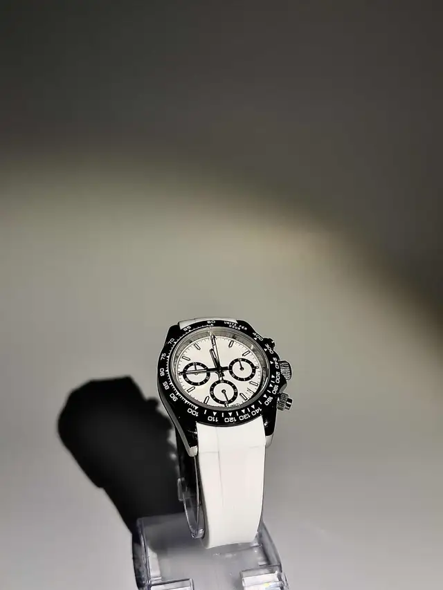 White Dial Chronograph64374446857858121