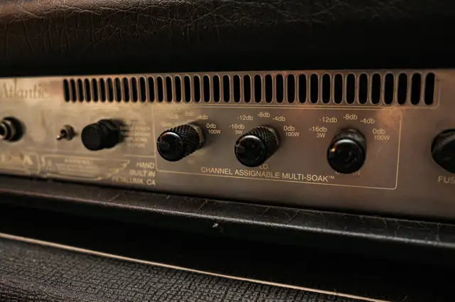 mesa boogie - royal atlantic - guitar tube head / amp in Amps & Pedals in London - Image 4