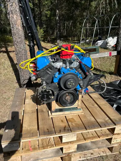 460 engine rebuilt 15000kms ago, lots of new parts, 400 hp, ready for that spring. New power steerin...