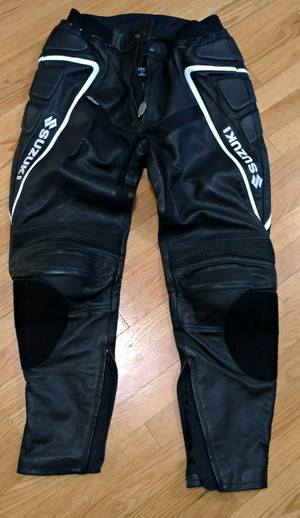 Motorcycle Leather Pants in Ottawa, Ontario - Kijiji™