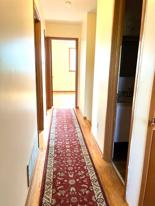 Room for rent  in Long Term Rentals in City of Toronto - Image 5