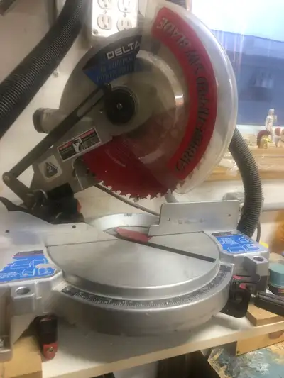 Delta 10" Compound Mitre Saw - Used, View more