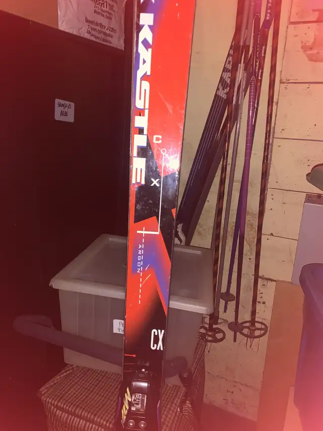 SKI ALPIN 5'8'' ET BOTTES in Other in City of Montréal - Image 10