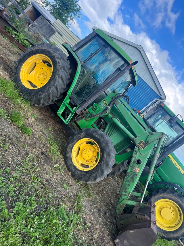 john deere 6400 mount forest AG actions Farming Equipment Oakville