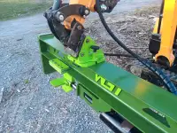 Rotating Excavator Wood Splitter