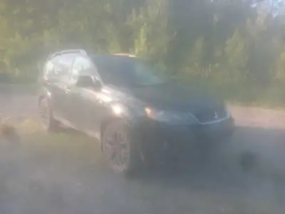 Outlander 2007 182000km v6 automatique 1819 818 1747