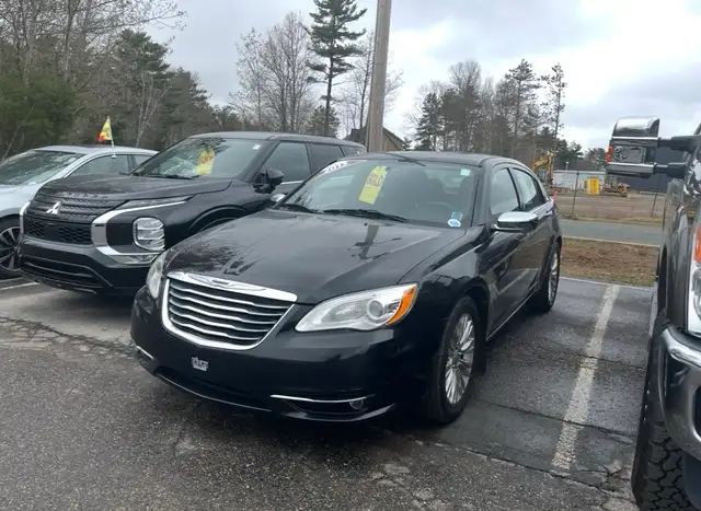 2013 Chrysler 200