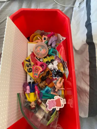 MAX / LEGO-compatible building blocks lot with red storage bin, lid, large white baseplate, instruct...