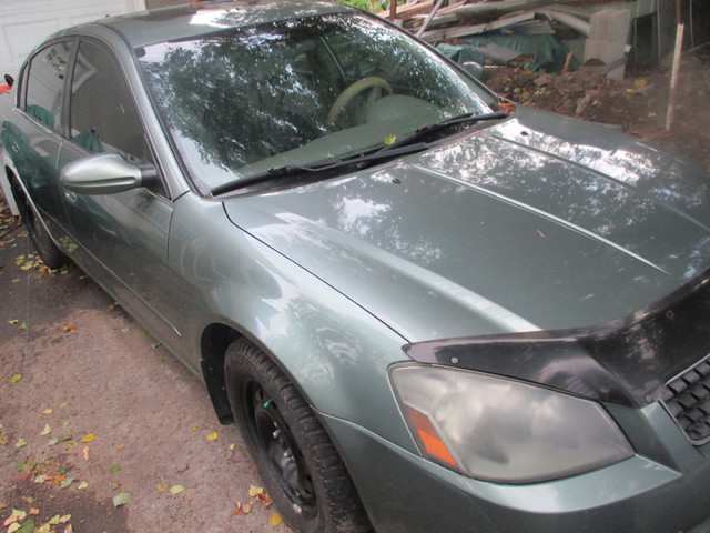 Selling Amazing Nissan Altima 3.5 V-6 Fully Loaded! in Cars & Trucks in Ottawa - Image 2