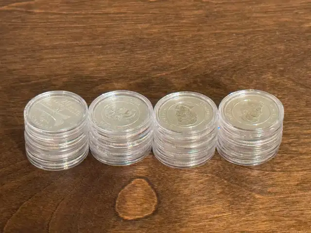 Silver Canada $20 coins in plastic cases - mint condition - 1663007359252481122