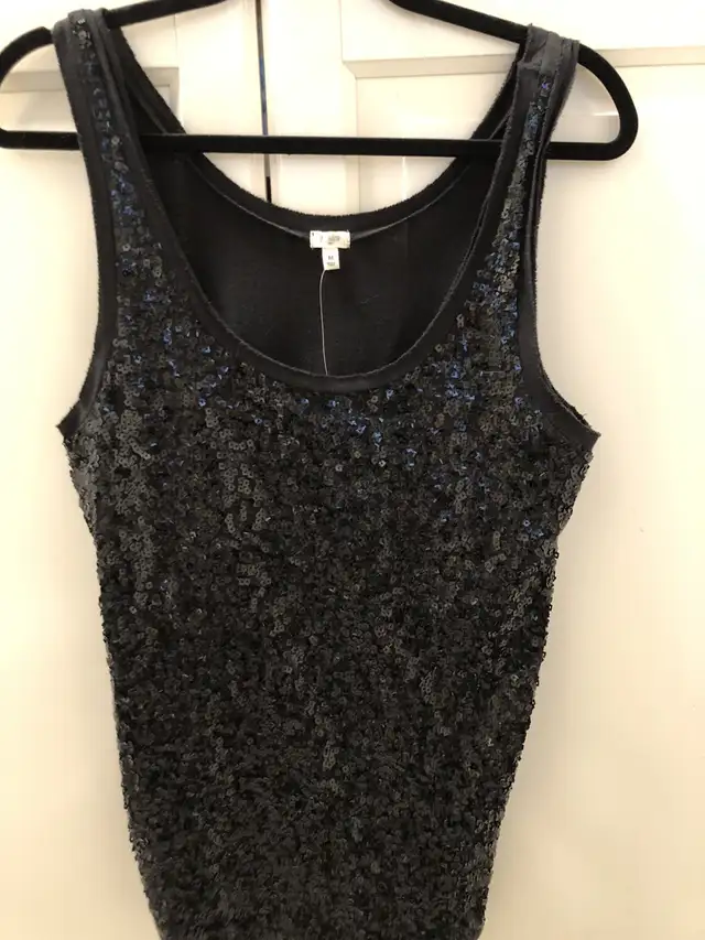 JCrew size M brand new sequenced sleeveless tops in Women's - Tops & Outerwear in City of Toronto - Image 3