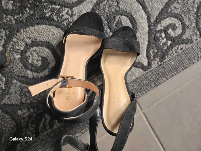 LADIES DRESS SHOES in Women's - Shoes in Calgary - Image 5
