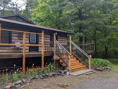 log cabin near Ottawa for rent