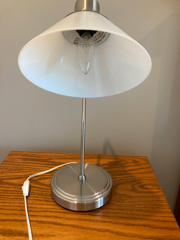 Table Lamp in Indoor Lighting & Fans in Calgary - Image 3