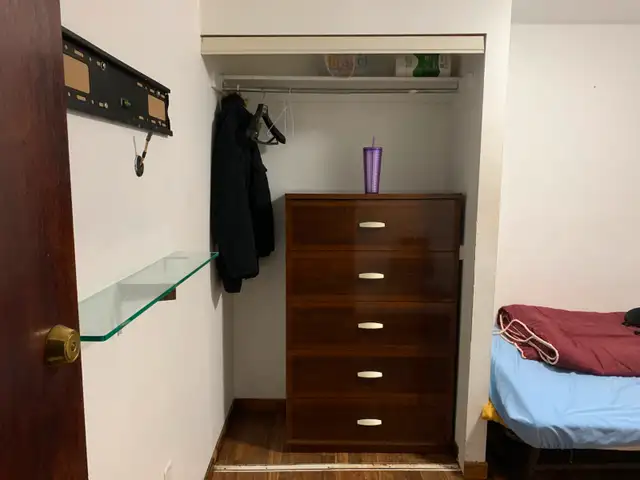 Room for Rent Downsview close to  Seneca/York U 63760492590339123