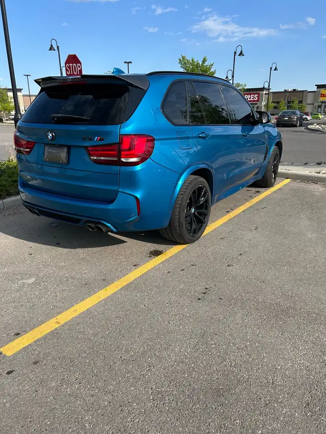 BMW X5M 2015584651726620600326