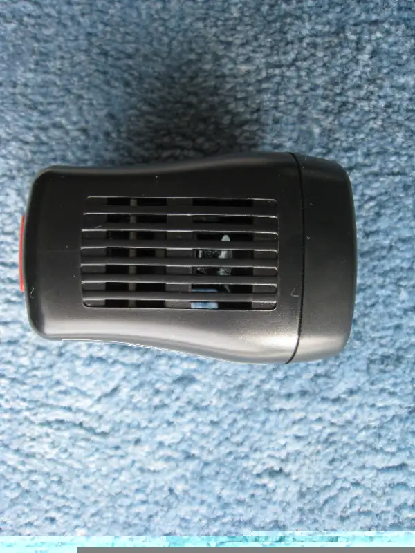 HITACHI video Camera Light, DC9W, 10W in Cameras & Camcorders in Winnipeg - Image 5