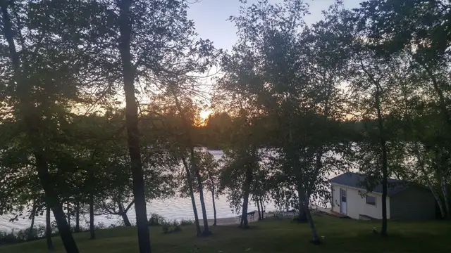 Waterfront Cottage for rent - Lee River. Lac du Bonnet in Manitoba in Canada - Image 11