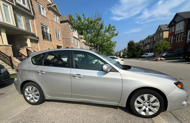 Used Subaru 2010 with very low mileage in Cars & Trucks in Mississauga / Peel Region - Image 2