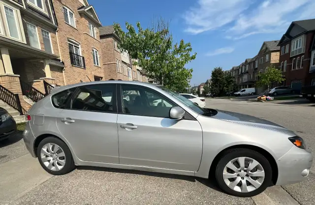 Used Subaru 2010 with very low mileage in Cars & Trucks in Mississauga / Peel Region - Image 3