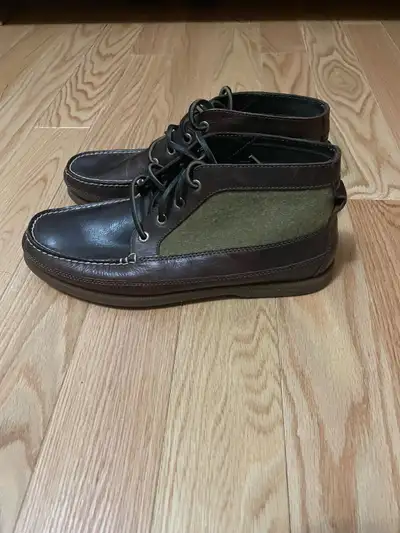 Mens SPERRY DECK shoes SIZE 9, View more